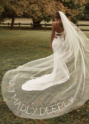 TRULY MADLY DEEPLY LONG VEIL, Grace Loves Lace