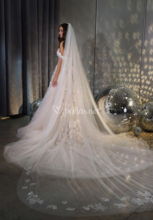 ALMAZ, Galia Lahav