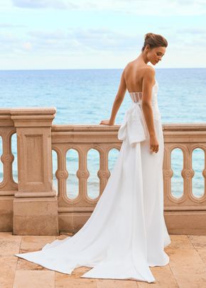 ELFIE, Pronovias