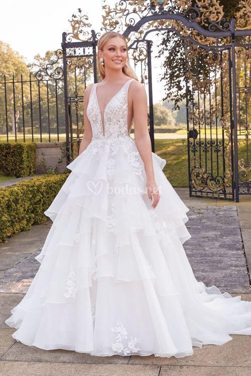 44349, Sincerity Bridal