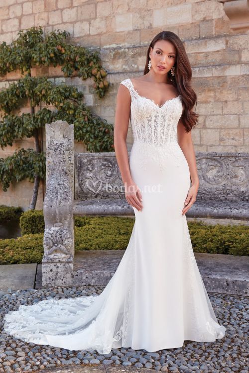 44334, Sincerity Bridal