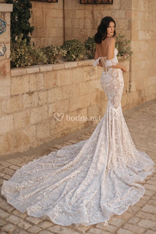 22-107, Berta Bridal