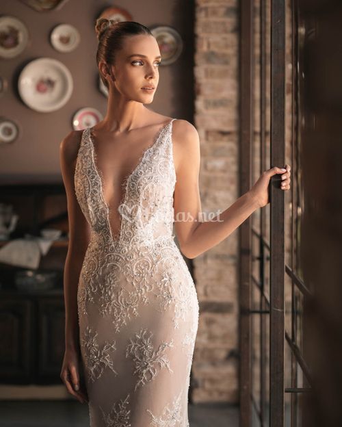 23-08, Berta Bridal