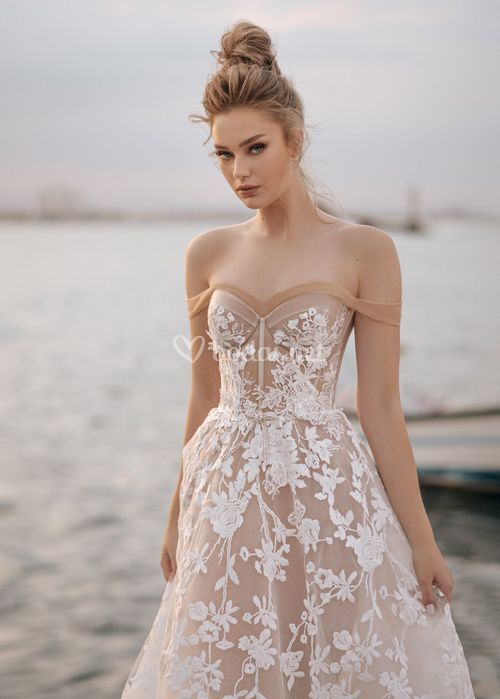 Julia, Muse by Berta