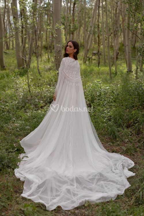 F220, Allure Bridals