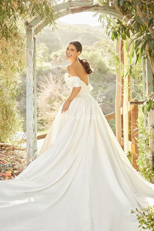 MJ863, Allure Bridals