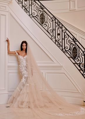 Veronica, Galia Lahav