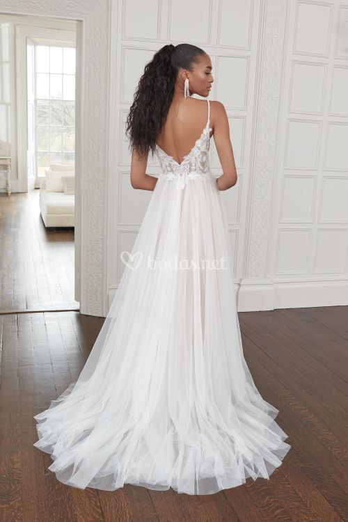 44364, Sincerity Bridal