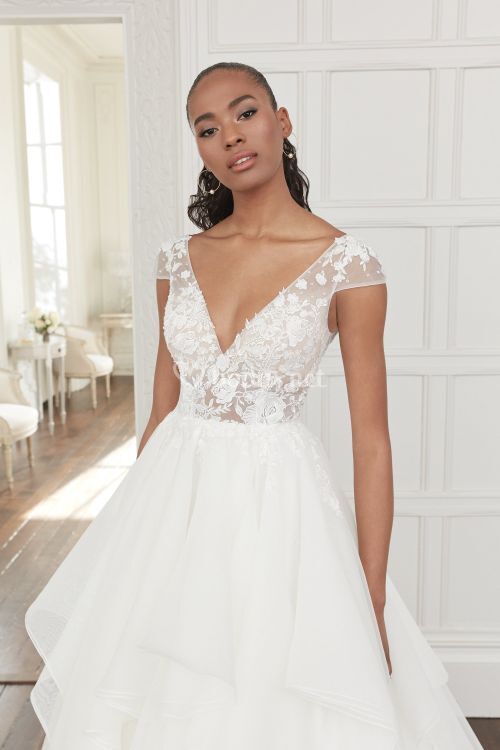 44359, Sincerity Bridal