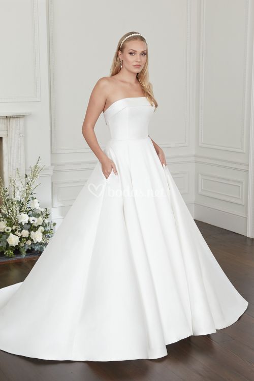 44354, Sincerity Bridal