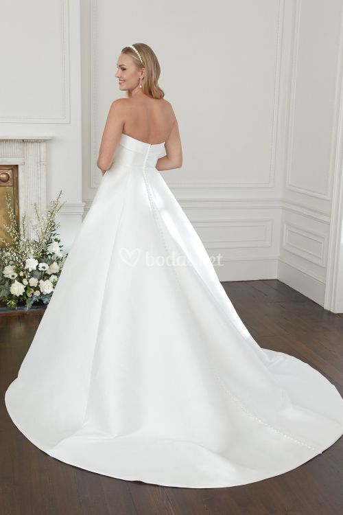 44354, Sincerity Bridal