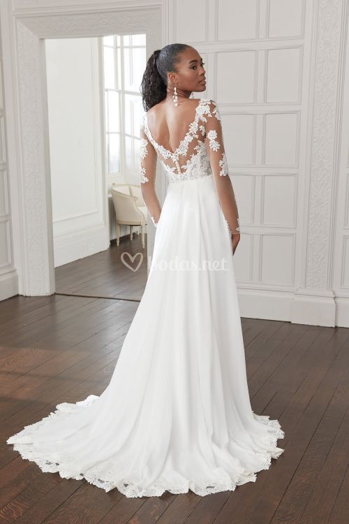 44353, Sincerity Bridal