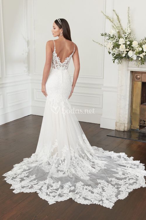 44352, Sincerity Bridal