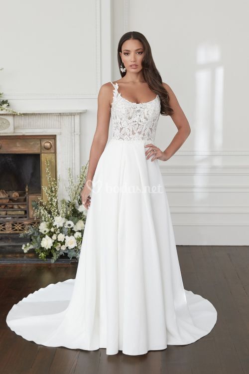 44374, Sincerity Bridal