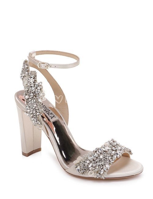 LIBBY, Badgley Mischka