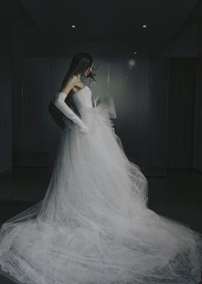 FLEUR, Vera Wang Bride