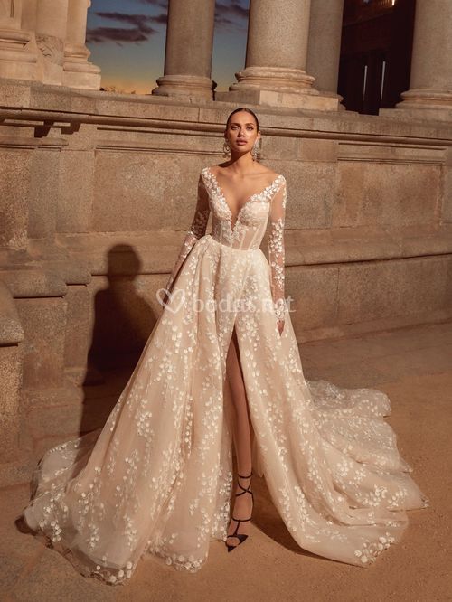 REINA, Galia Lahav