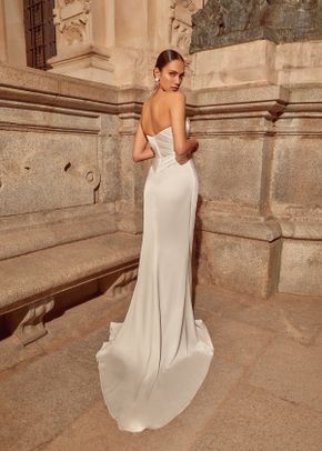 LUNA, Galia Lahav