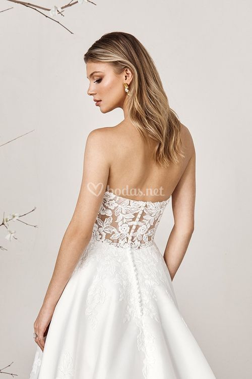 44386, Sincerity Bridal