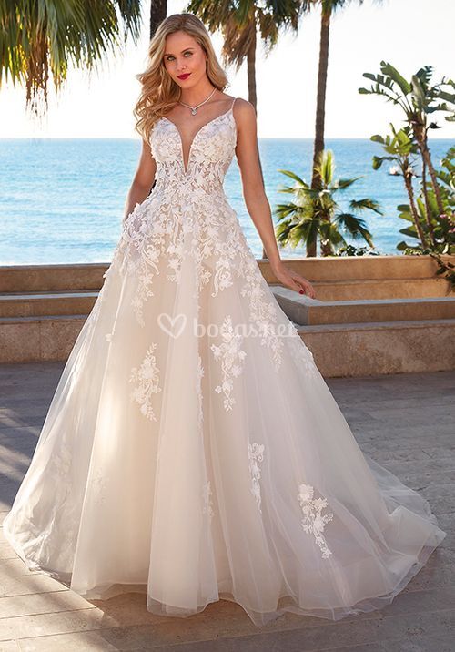 Style 1221, Demetrios