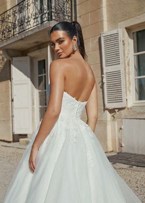 44451, Sincerity Bridal