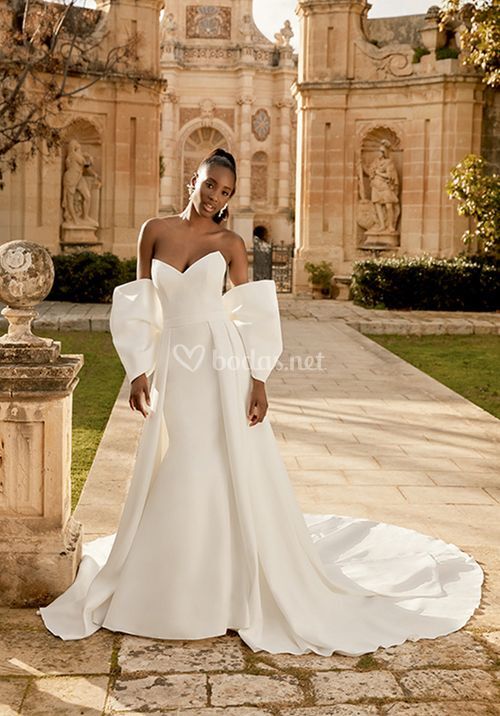 44496, Sincerity Bridal