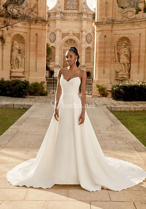 44496, Sincerity Bridal