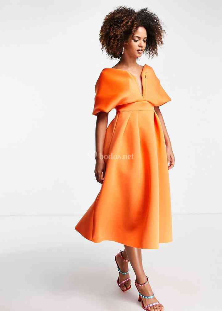 Un vestido? Pues que sea naranja