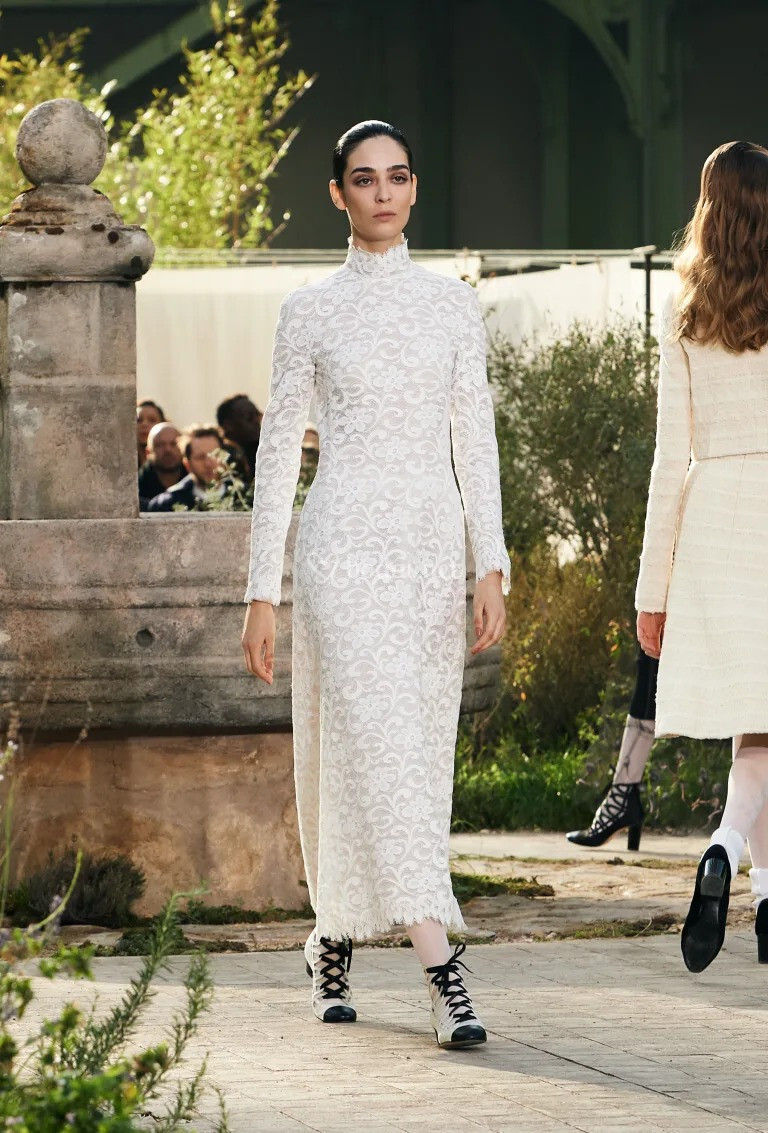 Vestido De Fiesta De Chanel Look