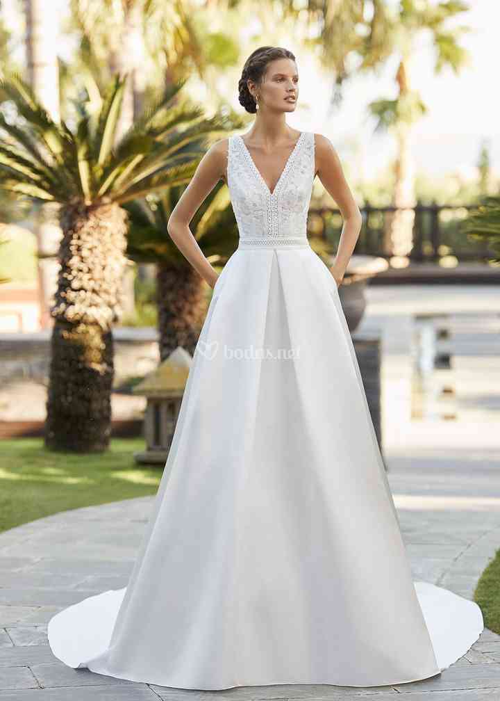 Vestidos de Novia de Adriana Alier - 2021 - Bodas.net