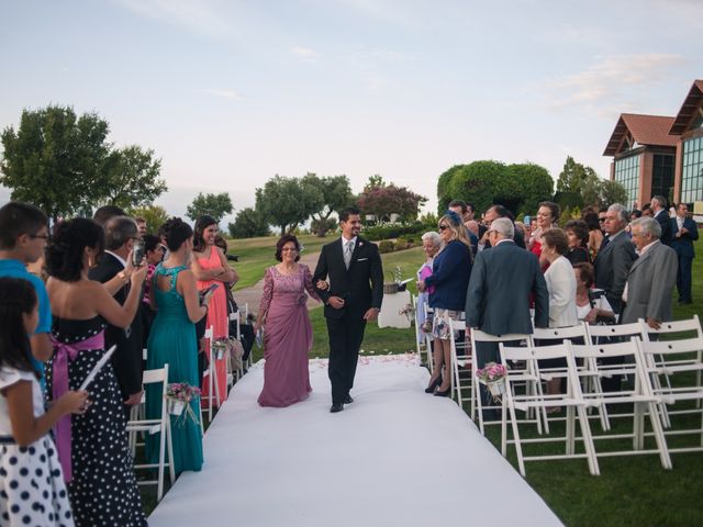 La boda de Santi y Arancha en Alalpardo, Madrid 12