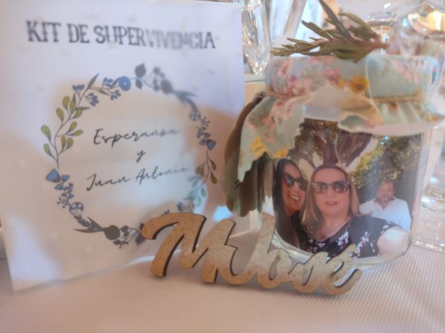 La boda de Juan Antonio  y Esperanza  en La Algaba, Sevilla 16