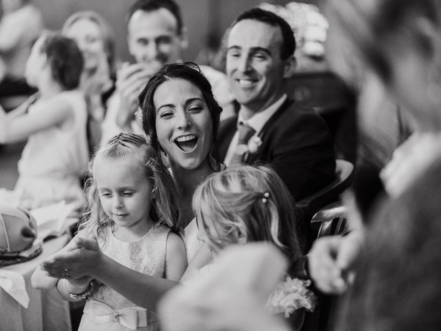 La boda de Michael y Meritxell en Vilanova Del Valles, Barcelona 90