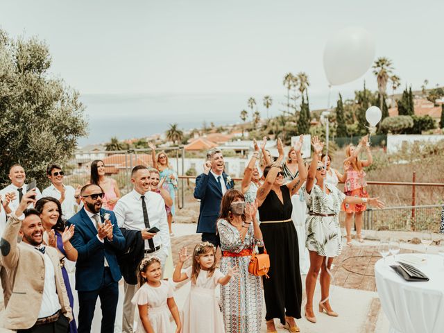 La boda de Ramón y Ariadna en Tacoronte, Santa Cruz de Tenerife 43