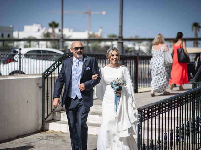 La boda de Victor y Marta en Chiclana De La Frontera, Cádiz 36