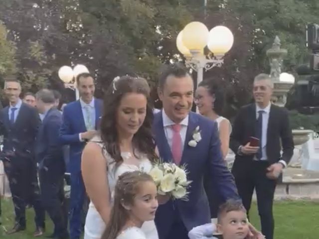 La boda de Domingo y Rebeca  en Madrid, Madrid 1