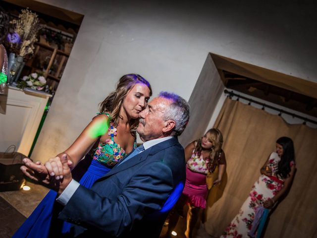 La boda de Albert y María en Villar De Los Alamos, Salamanca 200