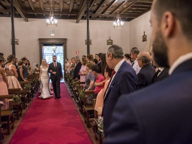 La boda de Gorka y Olga en Las Arenas, Vizcaya 16