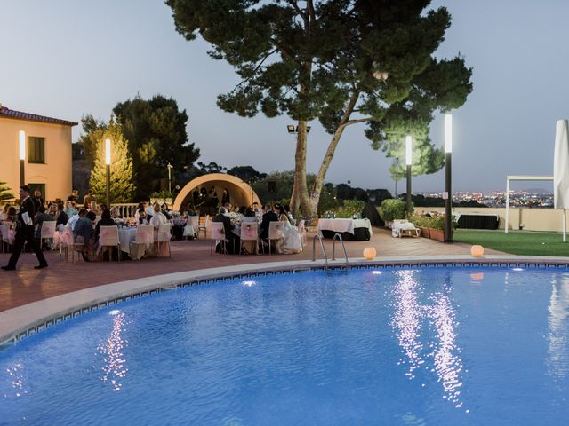 La boda de Alisa y Marc en Castelldefels, Barcelona 112