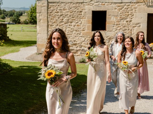 La boda de Issy y Bea en Mijares, Cantabria 15