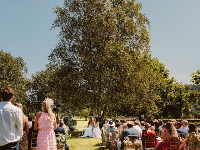La boda de Issy y Bea en Mijares, Cantabria 31
