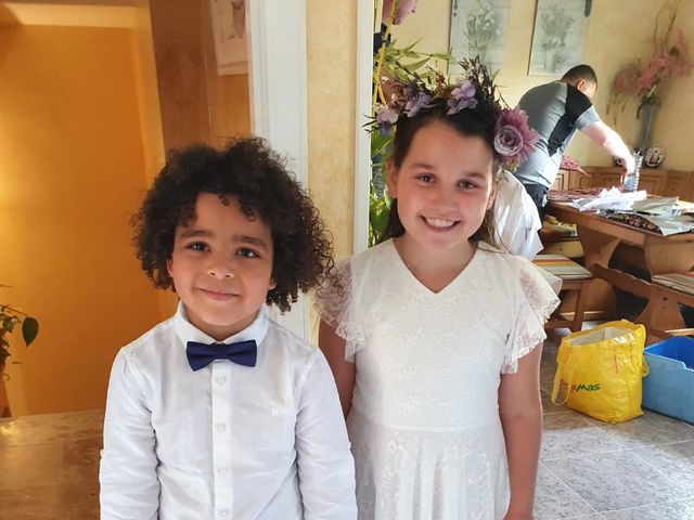 La boda de Toñin y Lydia  en Arganda Del Rey, Madrid 36