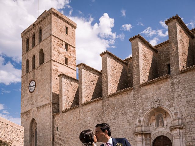 La boda de Antonio y Marta en Santa Eularia Des Riu, Islas Baleares 32