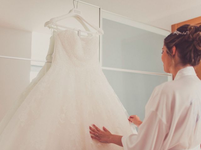 La boda de Javi y Ines en Sant Vicenç De Montalt, Barcelona 23