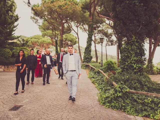 La boda de Javi y Ines en Sant Vicenç De Montalt, Barcelona 62