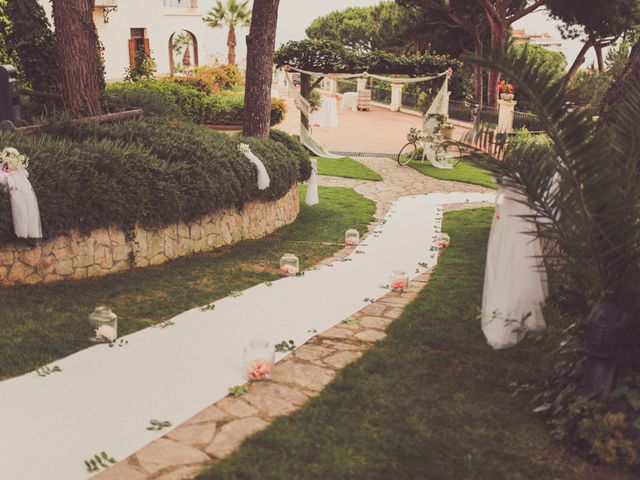 La boda de Javi y Ines en Sant Vicenç De Montalt, Barcelona 63