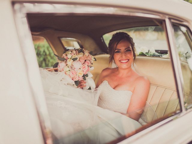 La boda de Javi y Ines en Sant Vicenç De Montalt, Barcelona 77