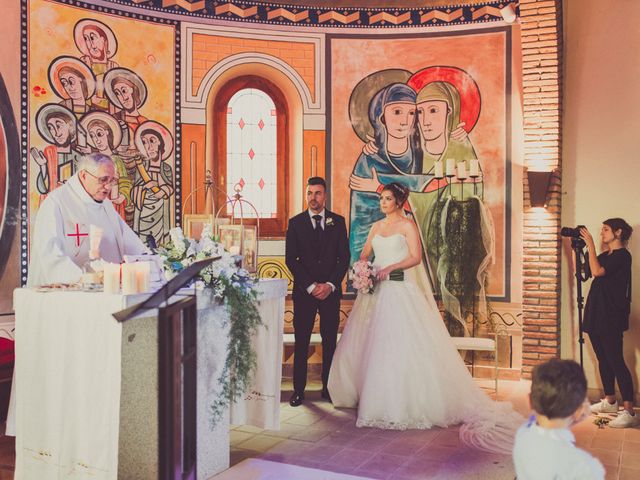 La boda de Javi y Ines en Sant Vicenç De Montalt, Barcelona 95