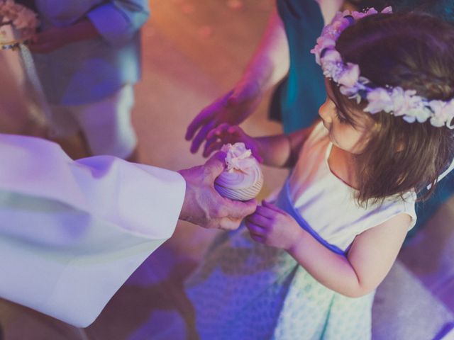 La boda de Javi y Ines en Sant Vicenç De Montalt, Barcelona 122