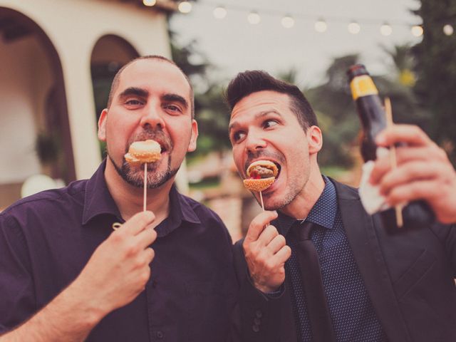 La boda de Javi y Ines en Sant Vicenç De Montalt, Barcelona 198